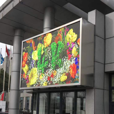 Tam Renkli P3 Açıkhava Reklamcılığı LED Ekran Zemine Monte Otobüs Terminali Billboard