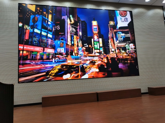 3840HZ Kapalı Led Video Duvar P1.875 LED Ekran Menkul Kıymetler Piyasası Açıklama Ekranı